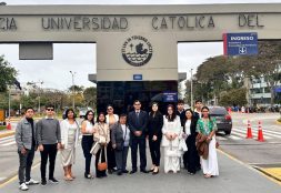 Estudiantes de la Escuela de Contabilidad USAT realizan viaje de estudios a Lima