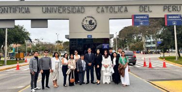 Estudiantes de la Escuela de Contabilidad USAT realizan viaje de estudios a Lima