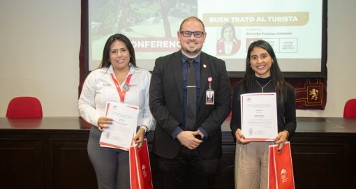 Egresadas comparten su experiencia en el «Día Mundial del Turismo»