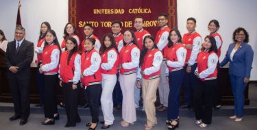Estudiantes USAT son reconocidos por su excelencia académica